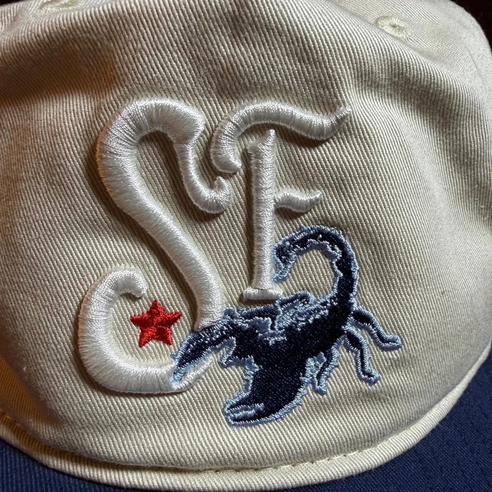 Jordan SoleFly Snapback Hat Mens L/XL Cream Blue Scorpion SF Pro Cap